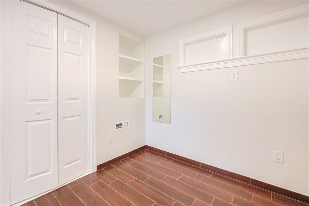 Ashland, Massachusetts, 01721, United States, 3 Bedrooms Bedrooms, ,3 BathroomsBathrooms,Residential,For Sale,1978848