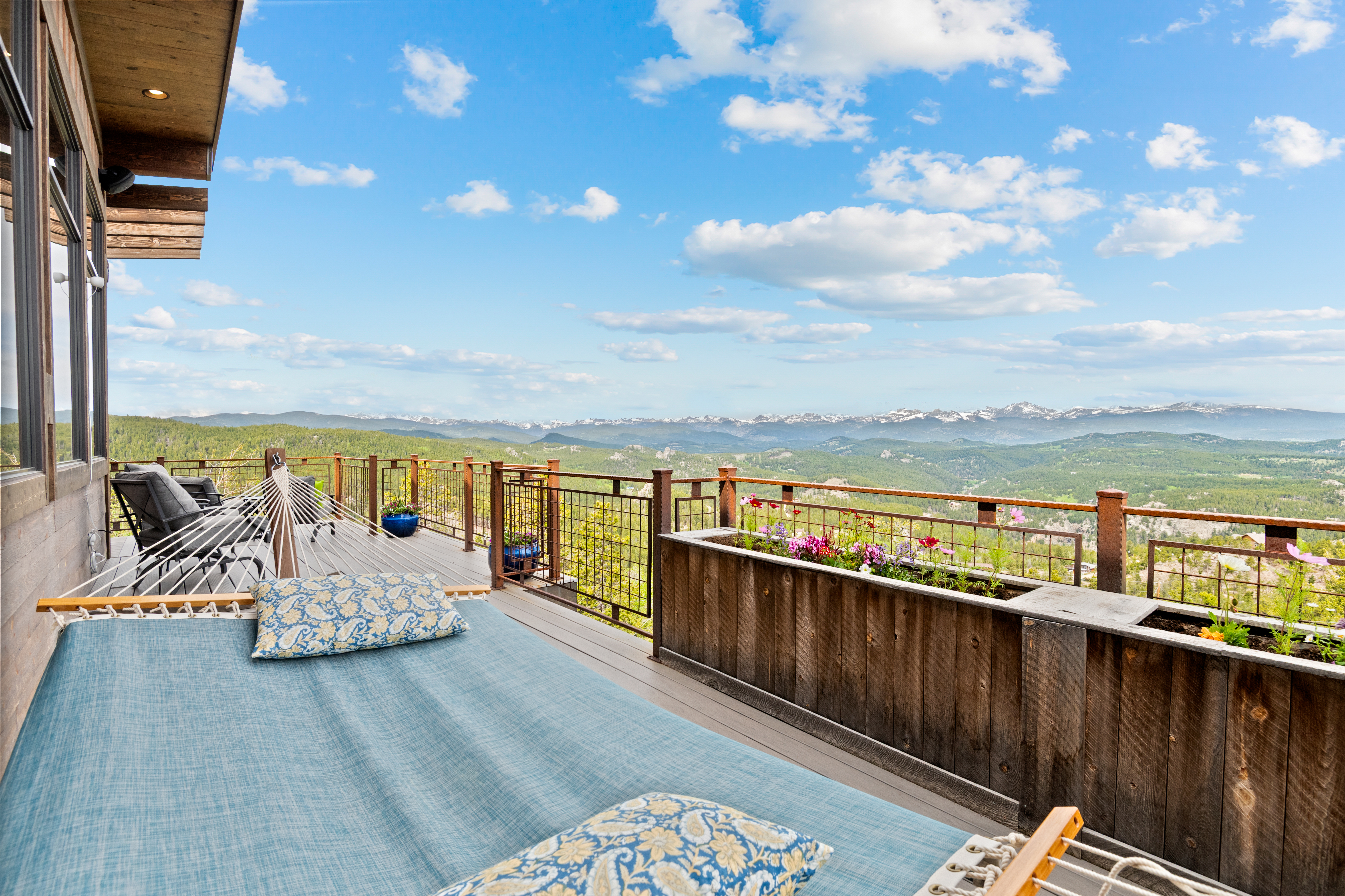  Custom Retreat with Unobstructed Views - 物件實景