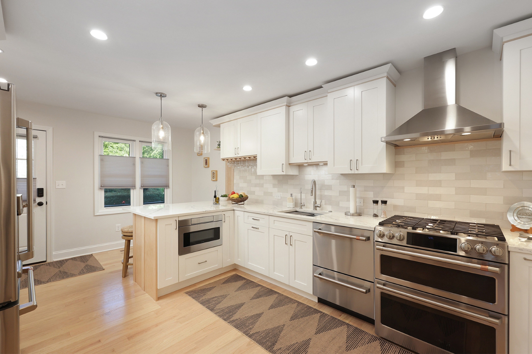  ?Sunrise? Beautifully Updated and Thoughtfully Renovated Condominium - 物件實景