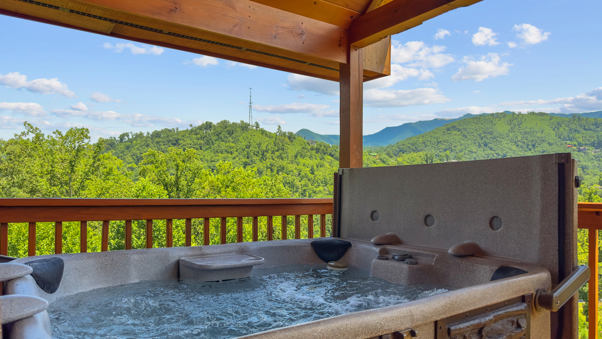 Gatlinburg, Tennessee, 37738, United States, 5 Bedrooms Bedrooms, ,6 BathroomsBathrooms,Residential,For Sale,1914127