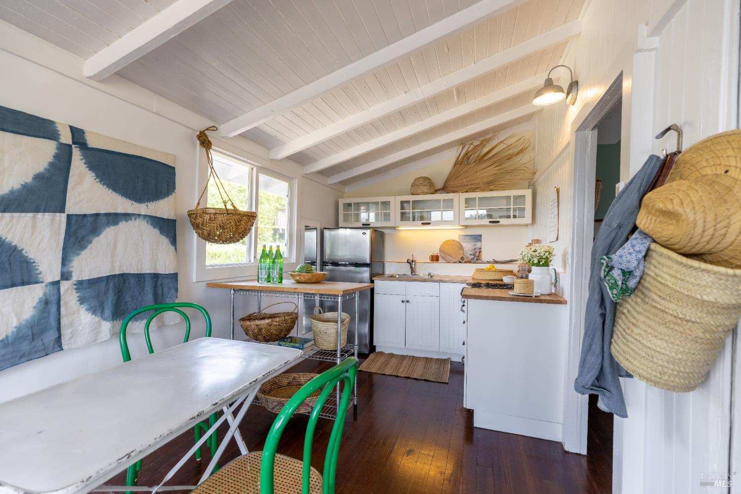 Stinson Beach, California, 94970, United States, 1 Bedroom Bedrooms, ,1 BathroomBathrooms,Residential,For Sale,1838443