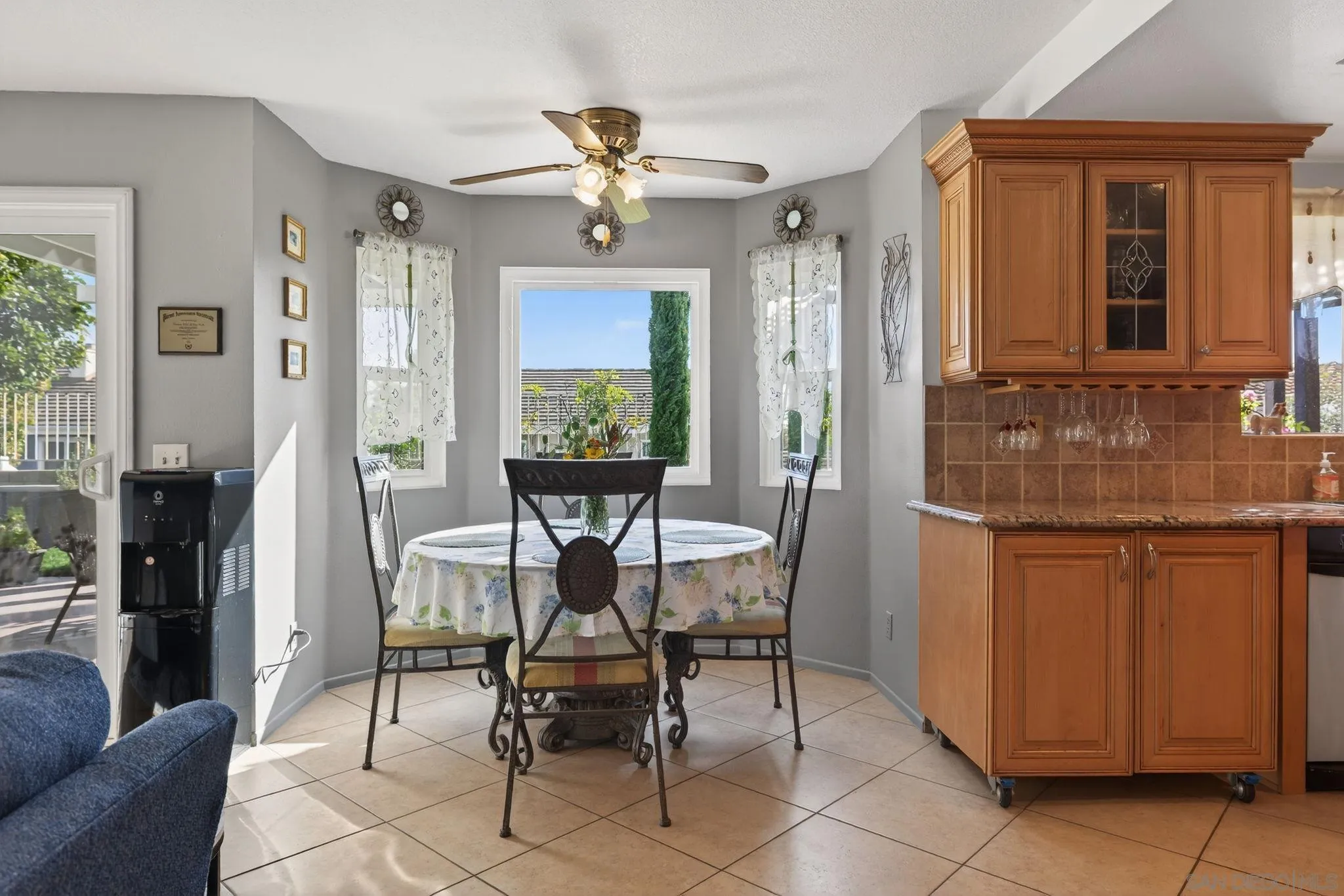 Camarillo, California, 93010, United States, 5 Bedrooms Bedrooms, ,4 BathroomsBathrooms,Residential,For Sale,2001849