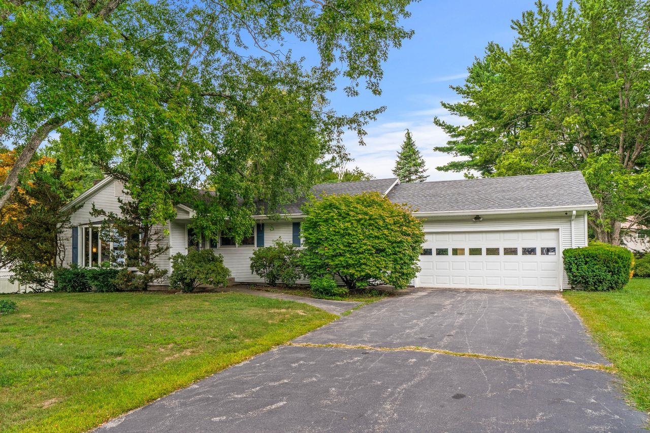 Nashua, New Hampshire, 03062, United States, 3 Bedrooms Bedrooms, ,2 BathroomsBathrooms,Residential,For Sale,1942300