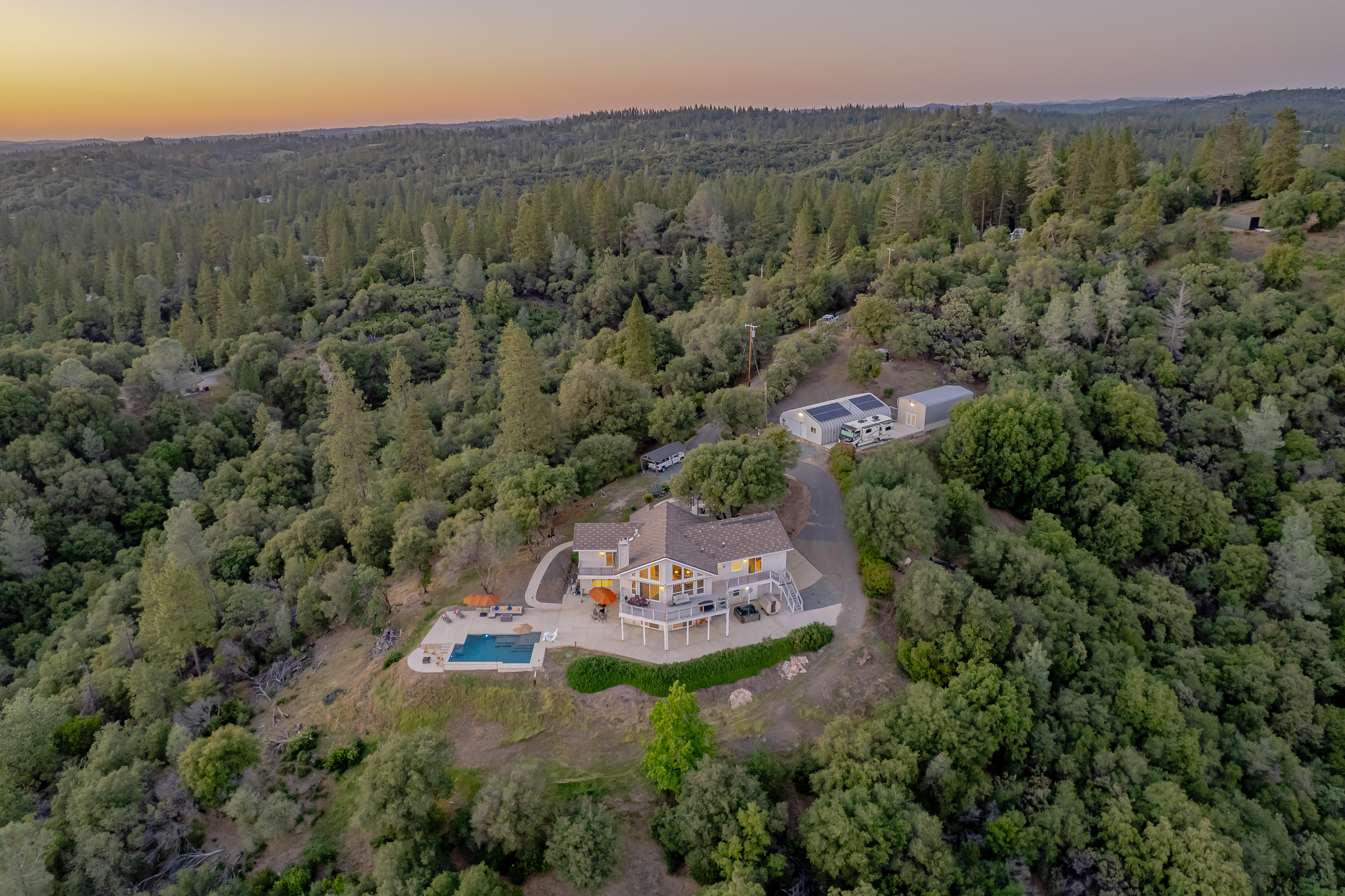  15620 Meadowlark Lane , Sutter Creek, CA 95685 - 物件實景