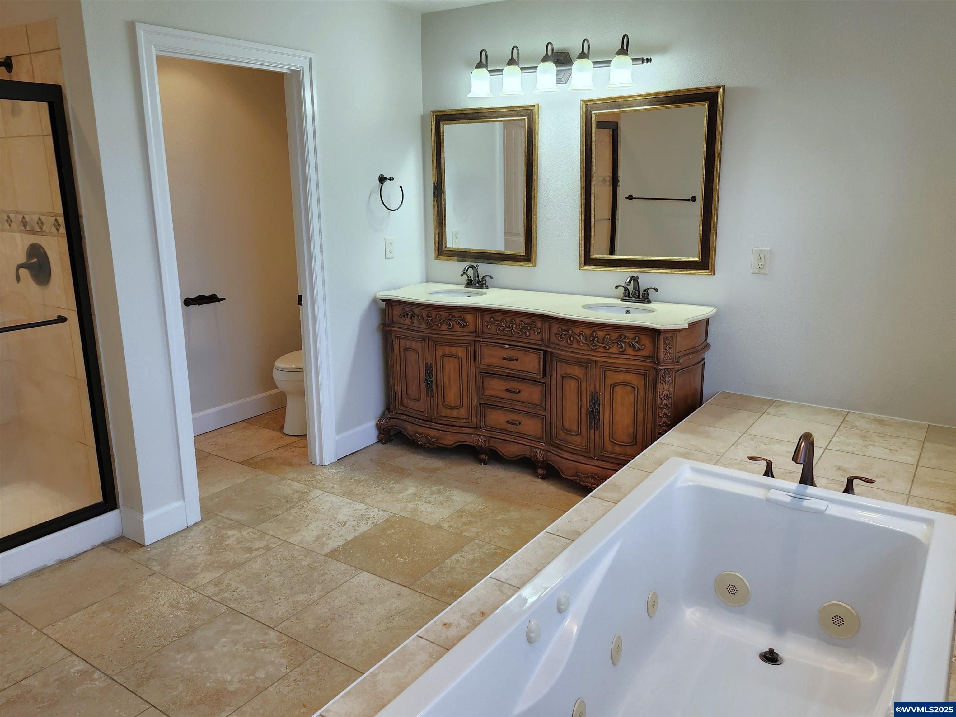 Salem, Oregon, 97304, United States, 4 Bedrooms Bedrooms, ,3 BathroomsBathrooms,Residential,For Sale,1840463