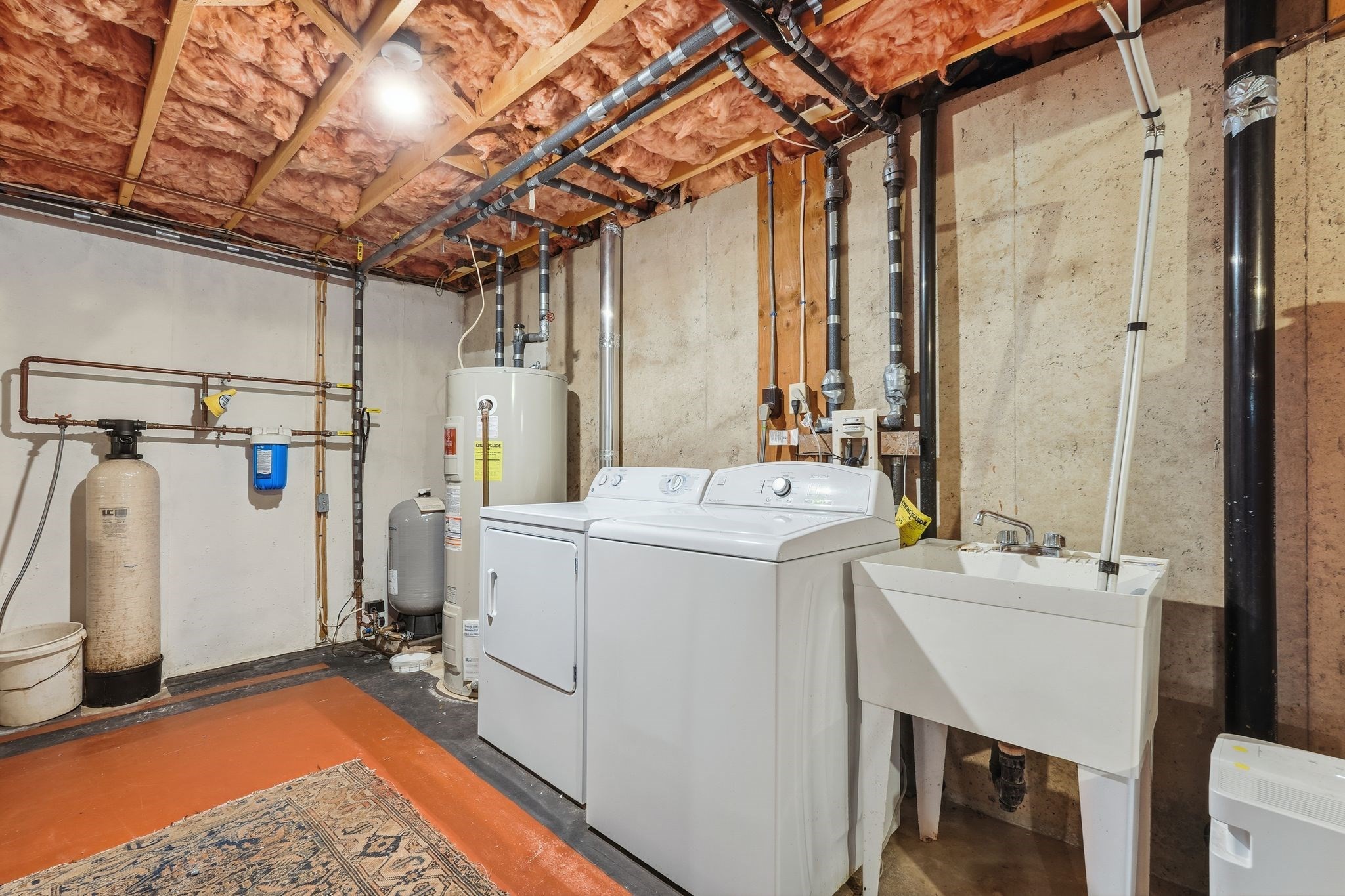 Worthington, Massachusetts, 01098, United States, 2 Bedrooms Bedrooms, ,2 BathroomsBathrooms,Residential,For Sale,1980964