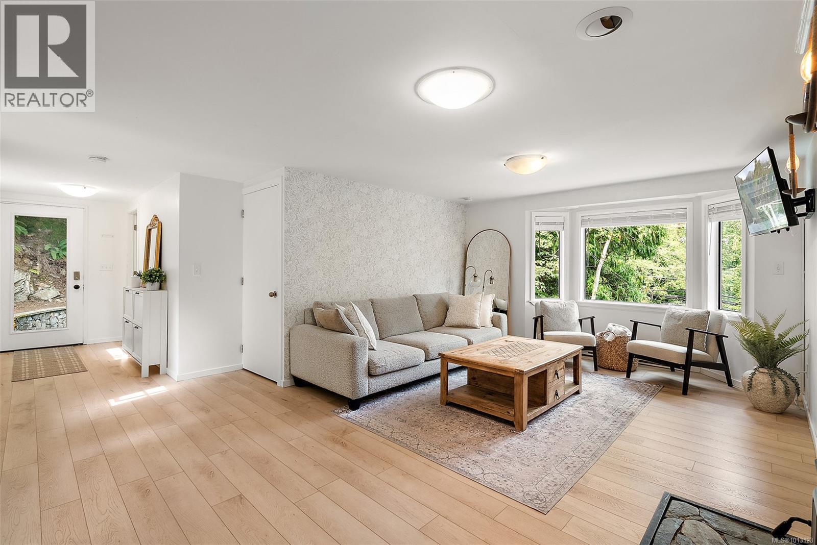 LANGFORD, British Columbia, V9C 4J1, CA, 4 Bedrooms Bedrooms, ,3 BathroomsBathrooms,Residential,For Sale,1949045