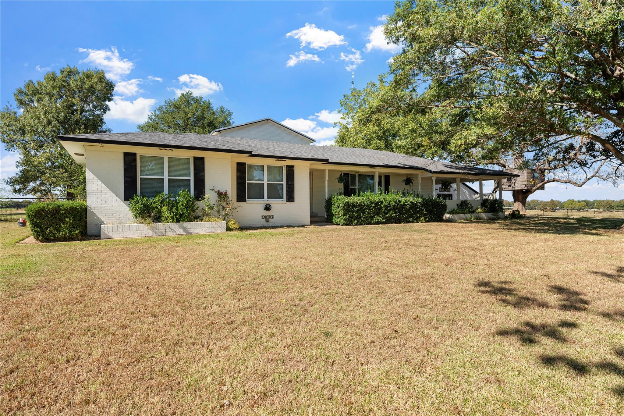 Canton, Texas, 75103, United States, 5 Bedrooms Bedrooms, ,3 BathroomsBathrooms,Residential,For Sale,1976221
