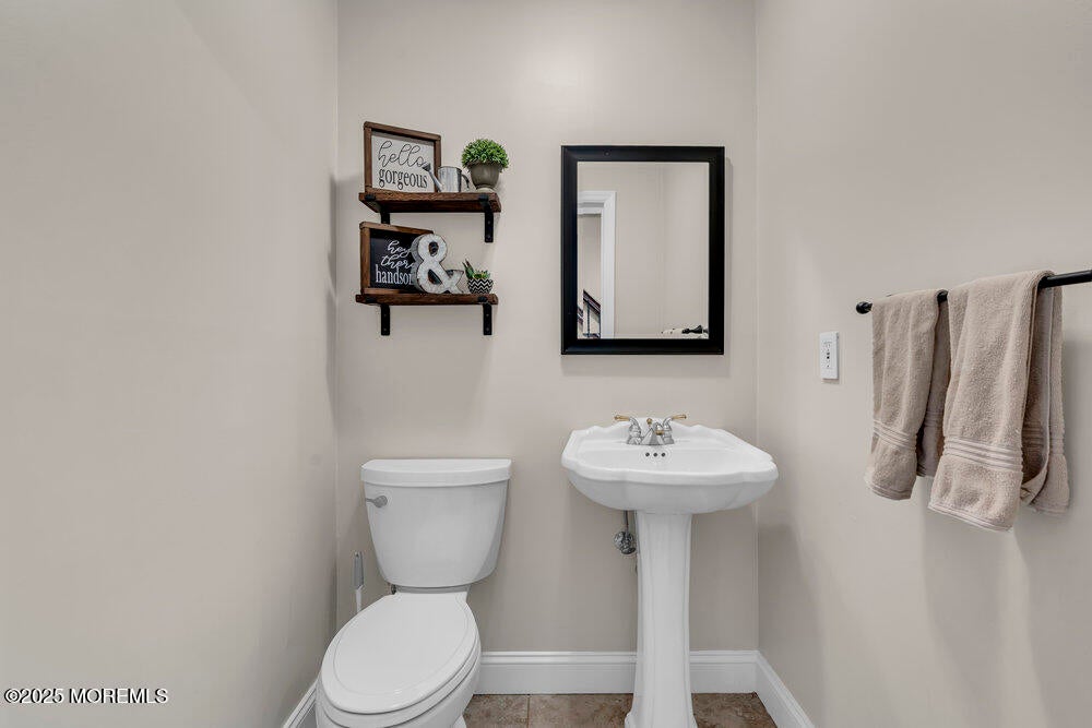 Howell, New Jersey, 07731, United States, 5 Bedrooms Bedrooms, ,4 BathroomsBathrooms,Residential,For Sale,1937473