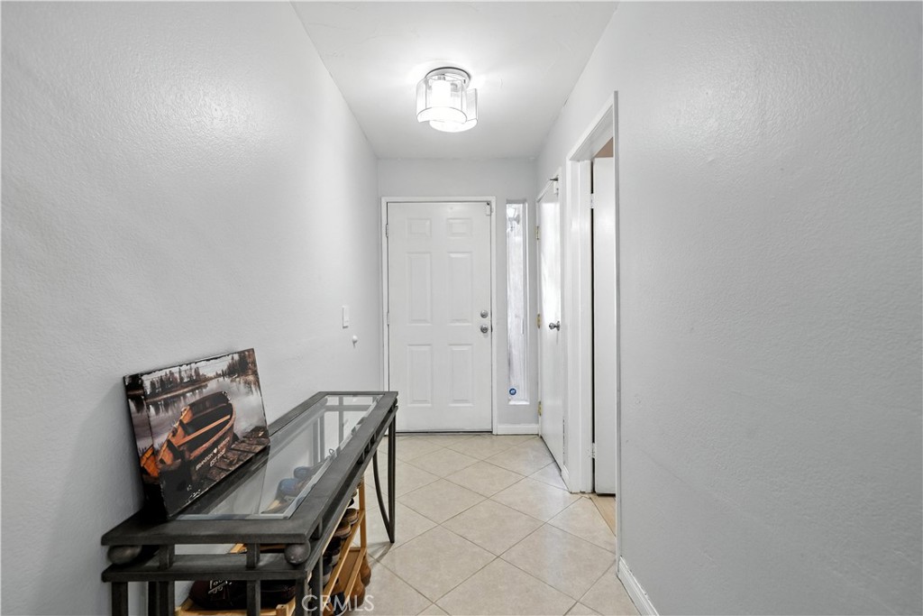 El Cajon, California, 92019, United States, 2 Bedrooms Bedrooms, ,3 BathroomsBathrooms,Residential,For Sale,1921774