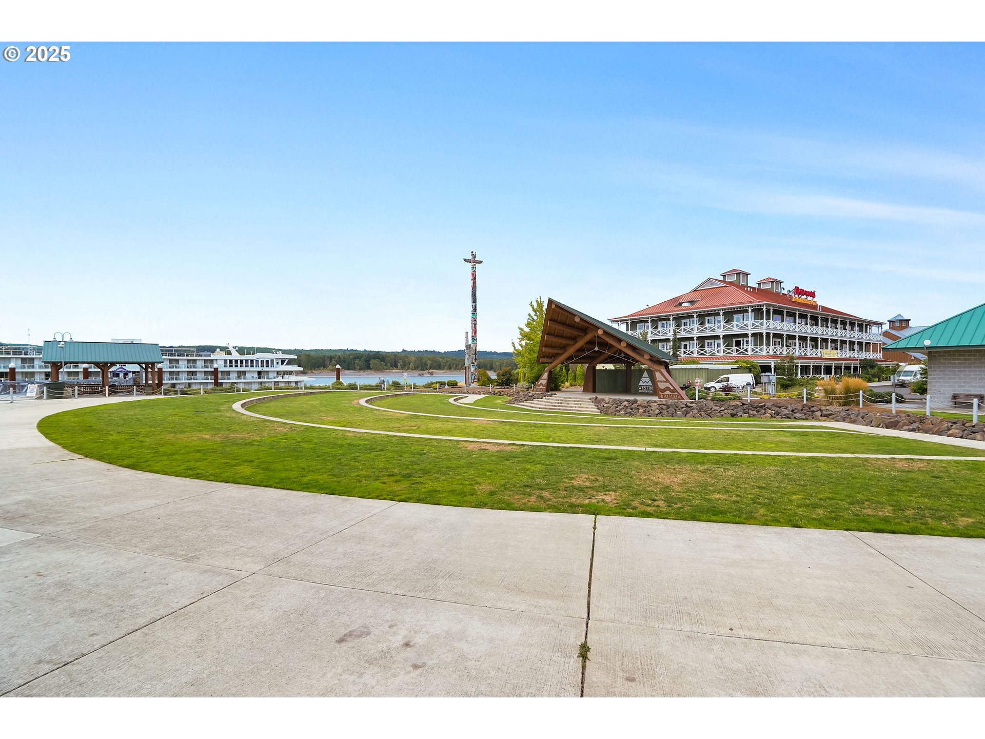 Kalama, Washington, 98625, United States, 3 Bedrooms Bedrooms, ,2 BathroomsBathrooms,Residential,For Sale,1988010