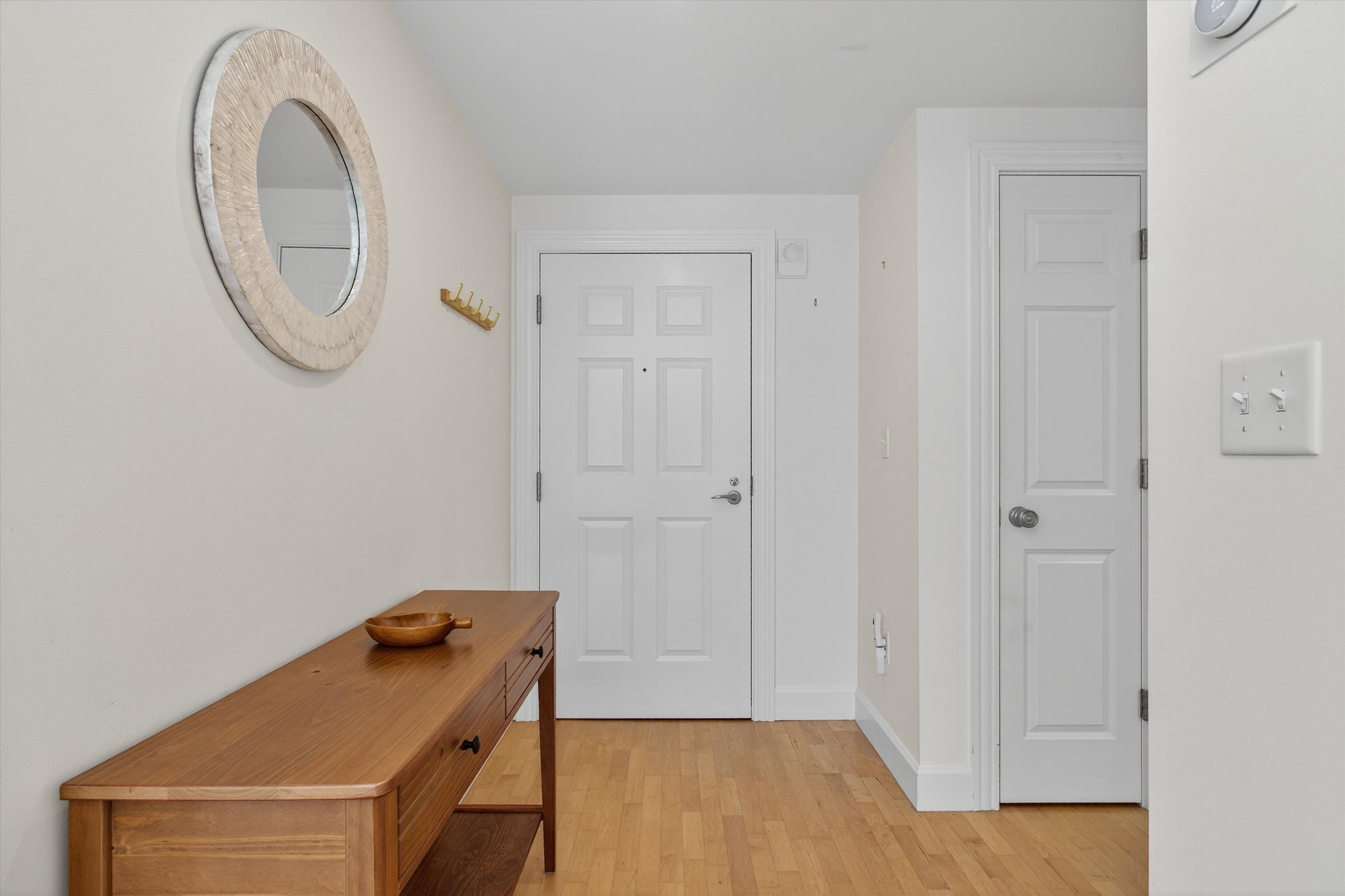  10 Bowdoin Street, Unit 202, Boston, MA, 02114 - 物件實景