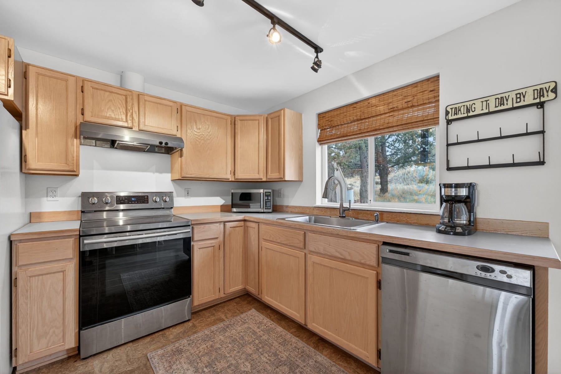  13536 SW Cinder Drive Terrebonne, OR 97760 - 物件實景