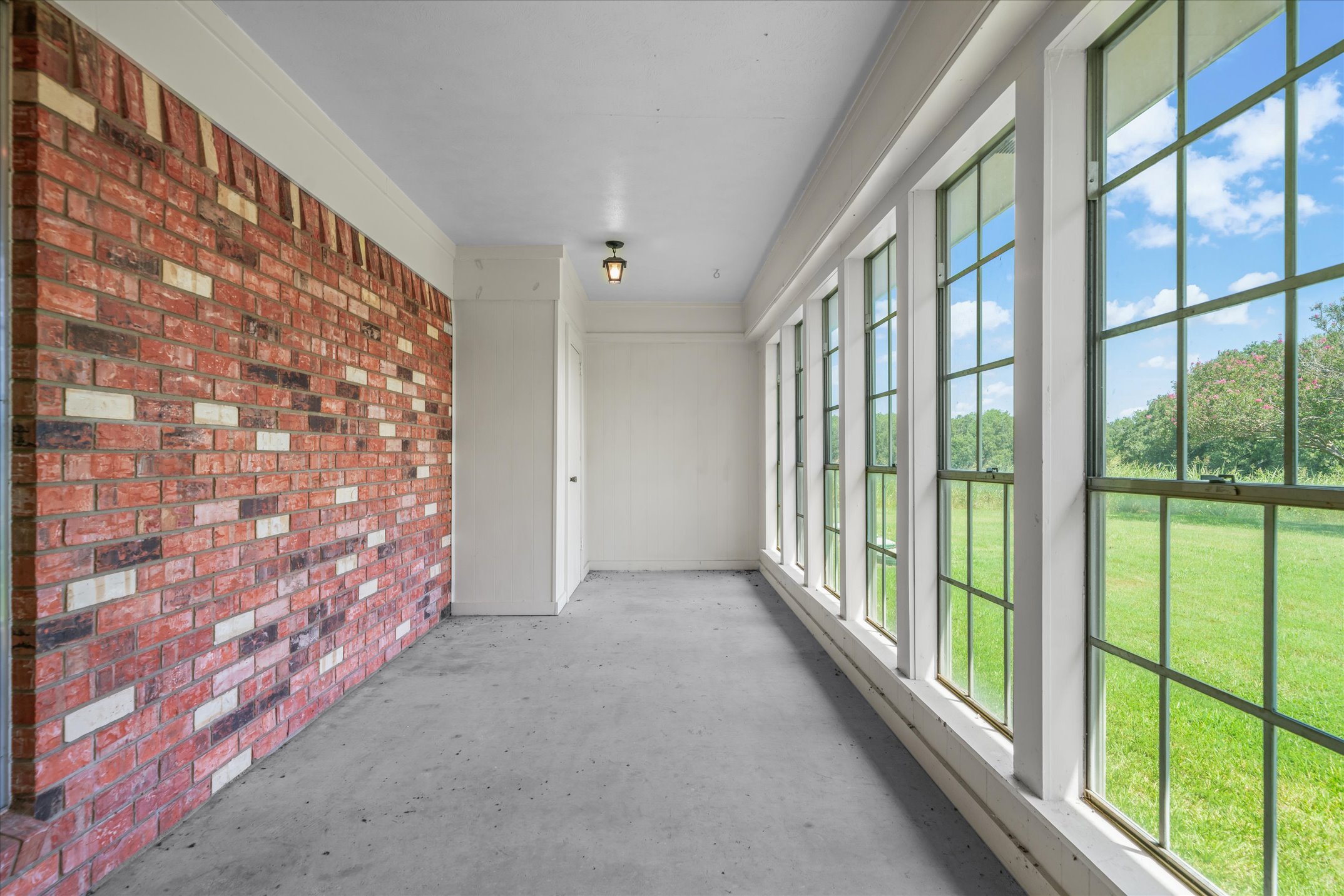 Wills Point, Texas, 75169, United States, 3 Bedrooms Bedrooms, ,3 BathroomsBathrooms,Residential,For Sale,1978262