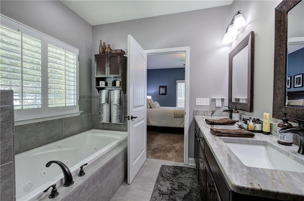 Adairsville, Georgia, 30103, United States, 3 Bedrooms Bedrooms, ,2 BathroomsBathrooms,Residential,For Sale,1951445