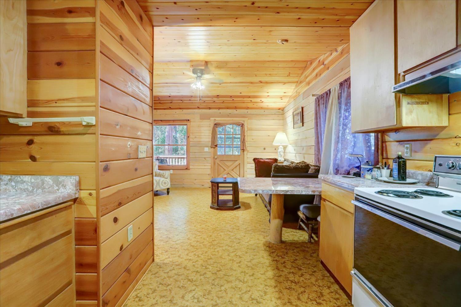 Nevada City, California, 95959, United States, 3 Bedrooms Bedrooms, ,4 BathroomsBathrooms,Residential,For Sale,1974828