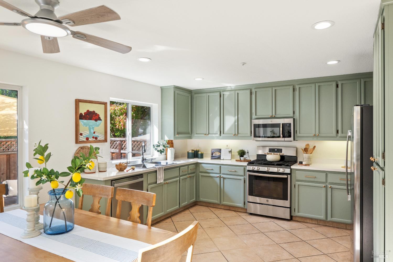 Napa, California, 94558, United States, 3 Bedrooms Bedrooms, ,3 BathroomsBathrooms,Residential,For Sale,1988088