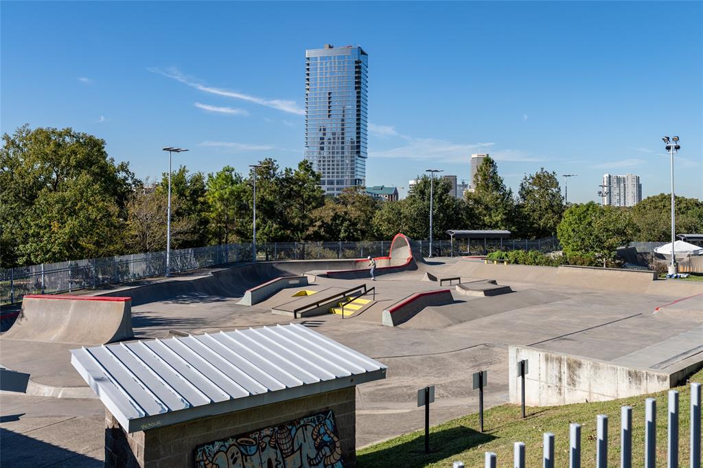 Houston, Texas, 77007, United States, 3 Bedrooms Bedrooms, ,4 BathroomsBathrooms,Residential,For Sale,1723683