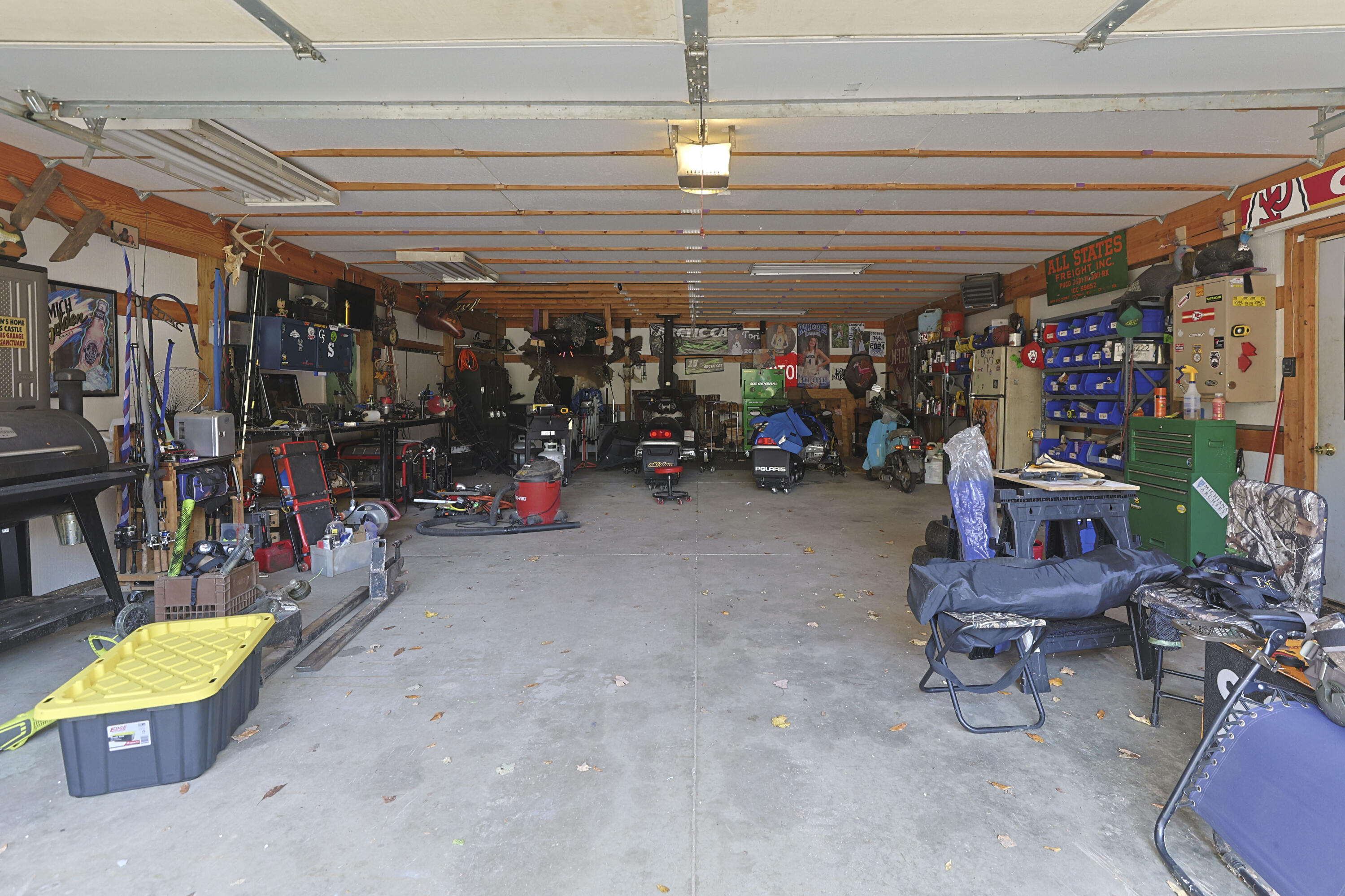 Cassopolis, Michigan, 49031, United States, 3 Bedrooms Bedrooms, ,2 BathroomsBathrooms,Residential,For Sale,1987063