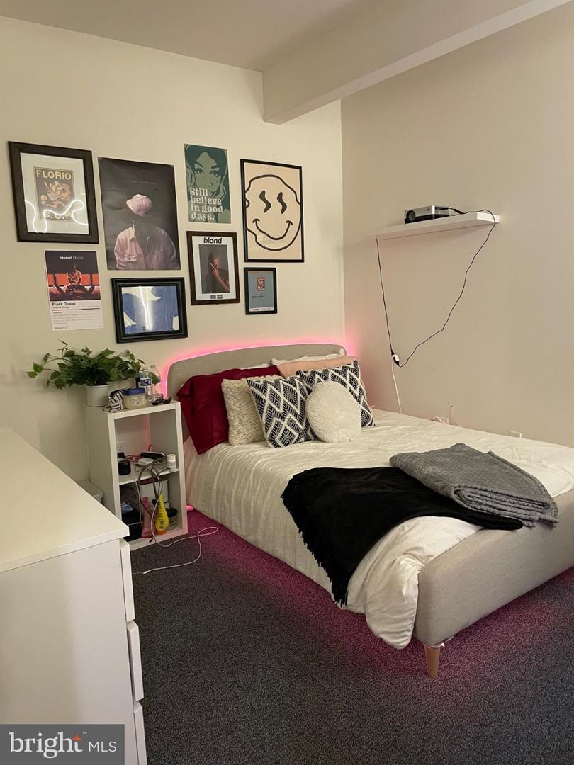 Philadelphia, Pennsylvania, 19121, United States, ,Residential,For Sale,1988220