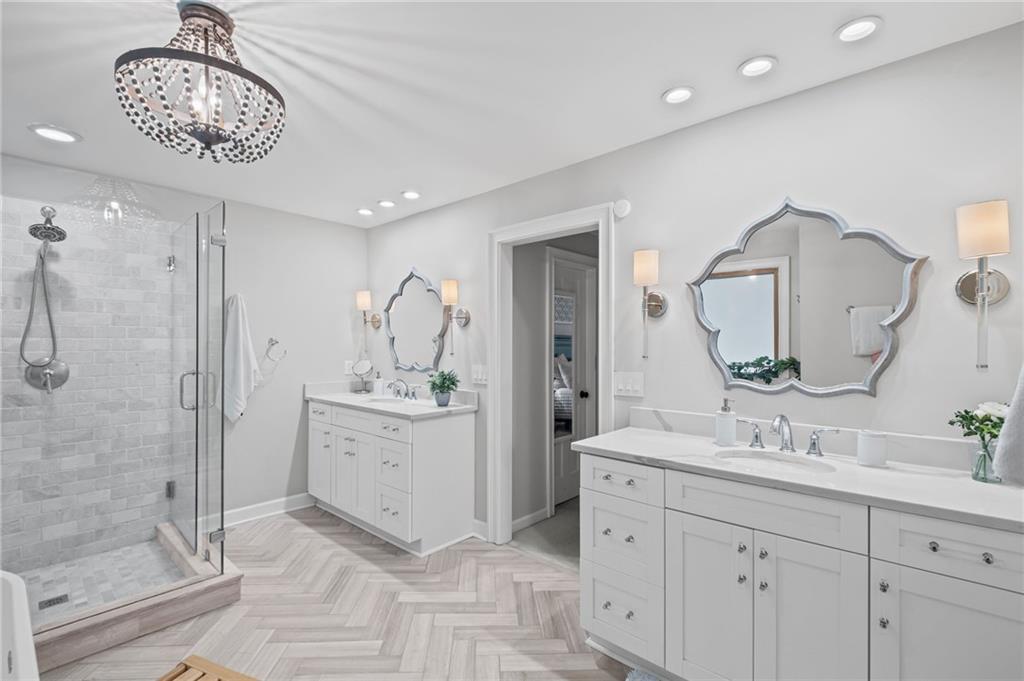 Suwanee, Georgia, 30024, United States, 4 Bedrooms Bedrooms, ,4 BathroomsBathrooms,Residential,For Sale,1983881