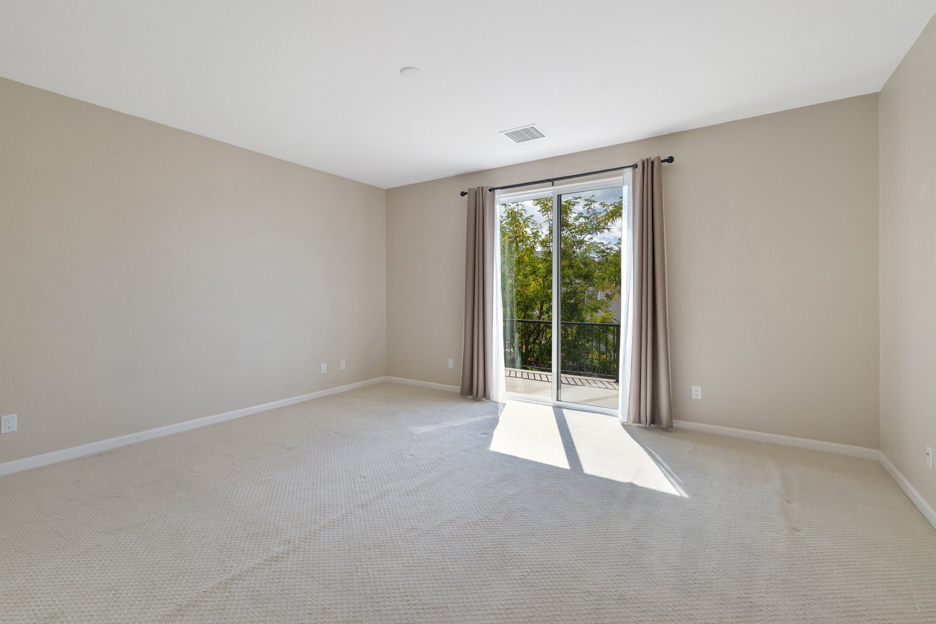  Reduced price. Many Upgrades. Exclusive gated community - 物件實景