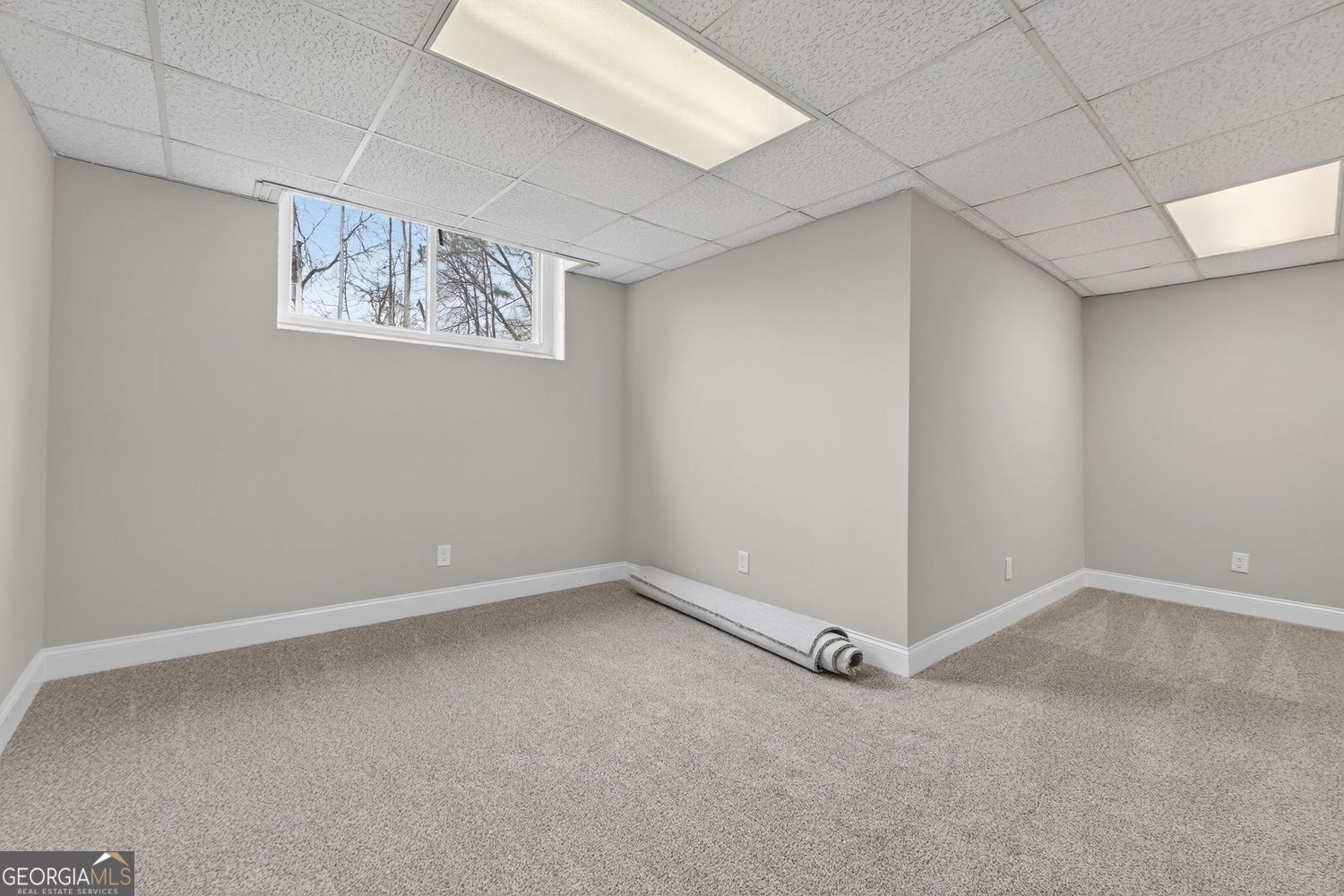 Fayetteville, Georgia, 30215, United States, 4 Bedrooms Bedrooms, ,2 BathroomsBathrooms,Residential,For Sale,2013140