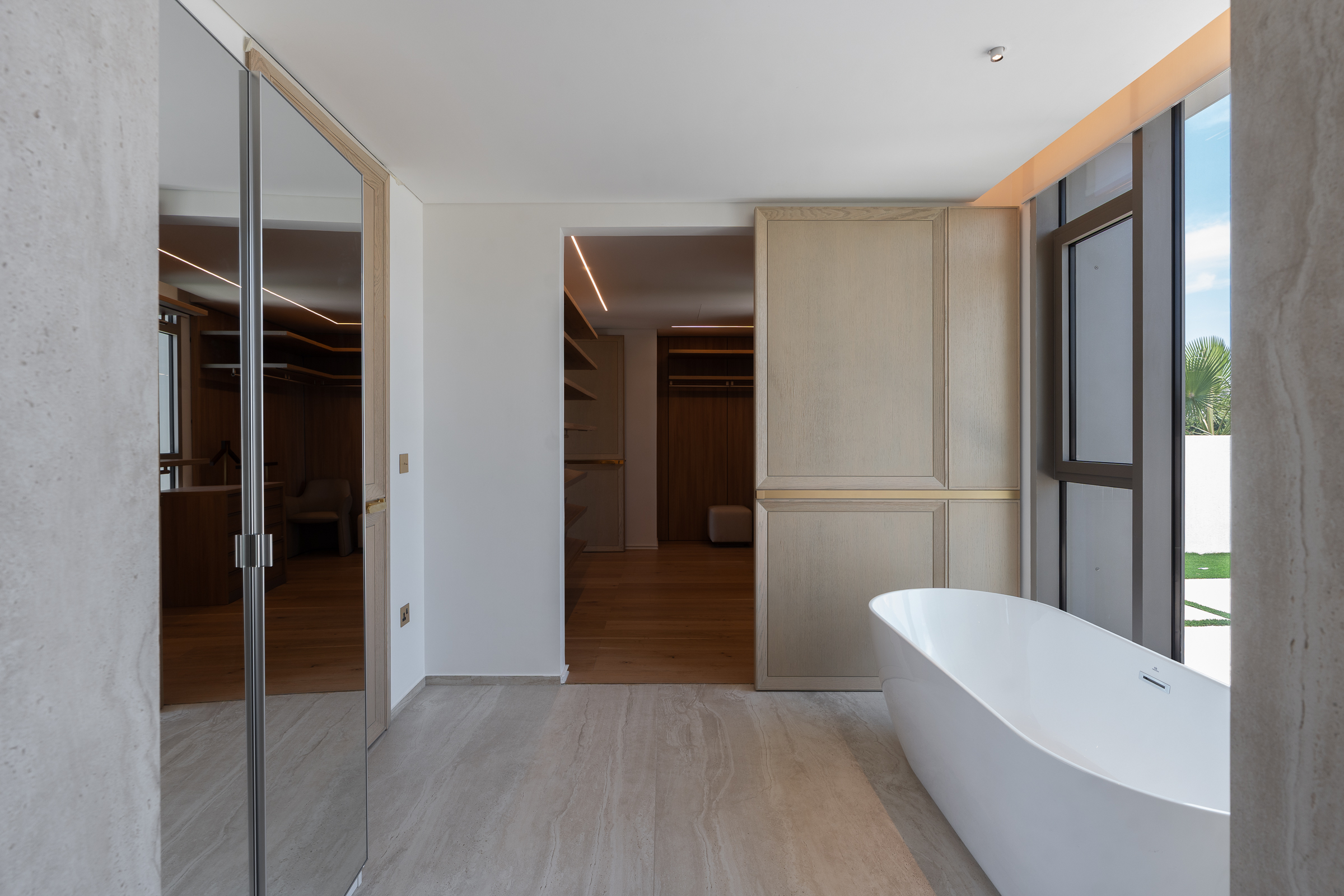  Ready-to-Move Lakefront Villa in Jumeirah Islands - 物件實景