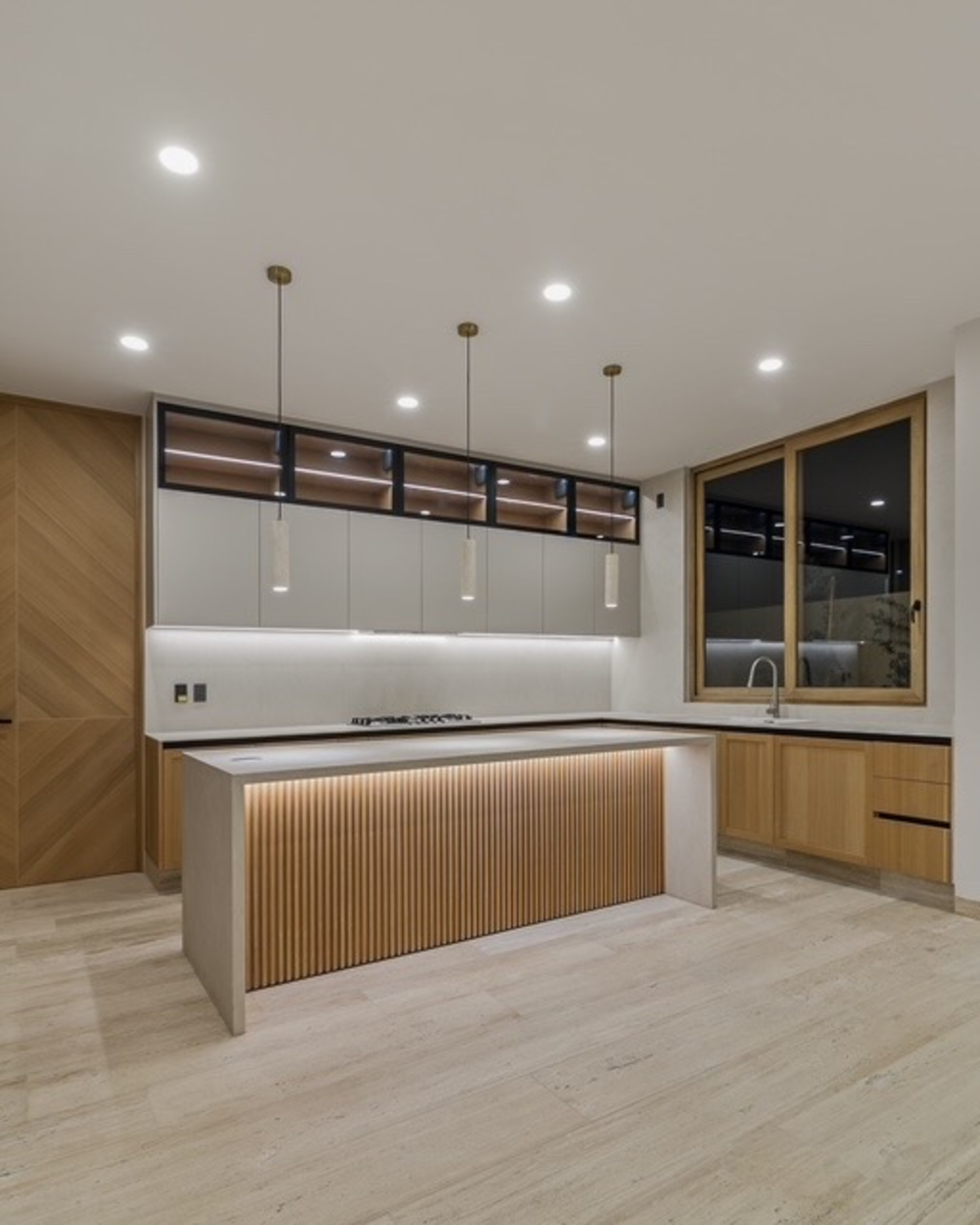  CASA EN VENTA EN ALTOZANO CASA RÍO 64 - 物件實景