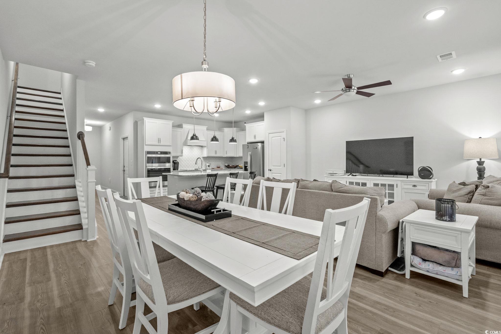 North Myrtle Beach, South Carolina, 29582, United States, 4 Bedrooms Bedrooms, ,4 BathroomsBathrooms,Residential,For Sale,1969282