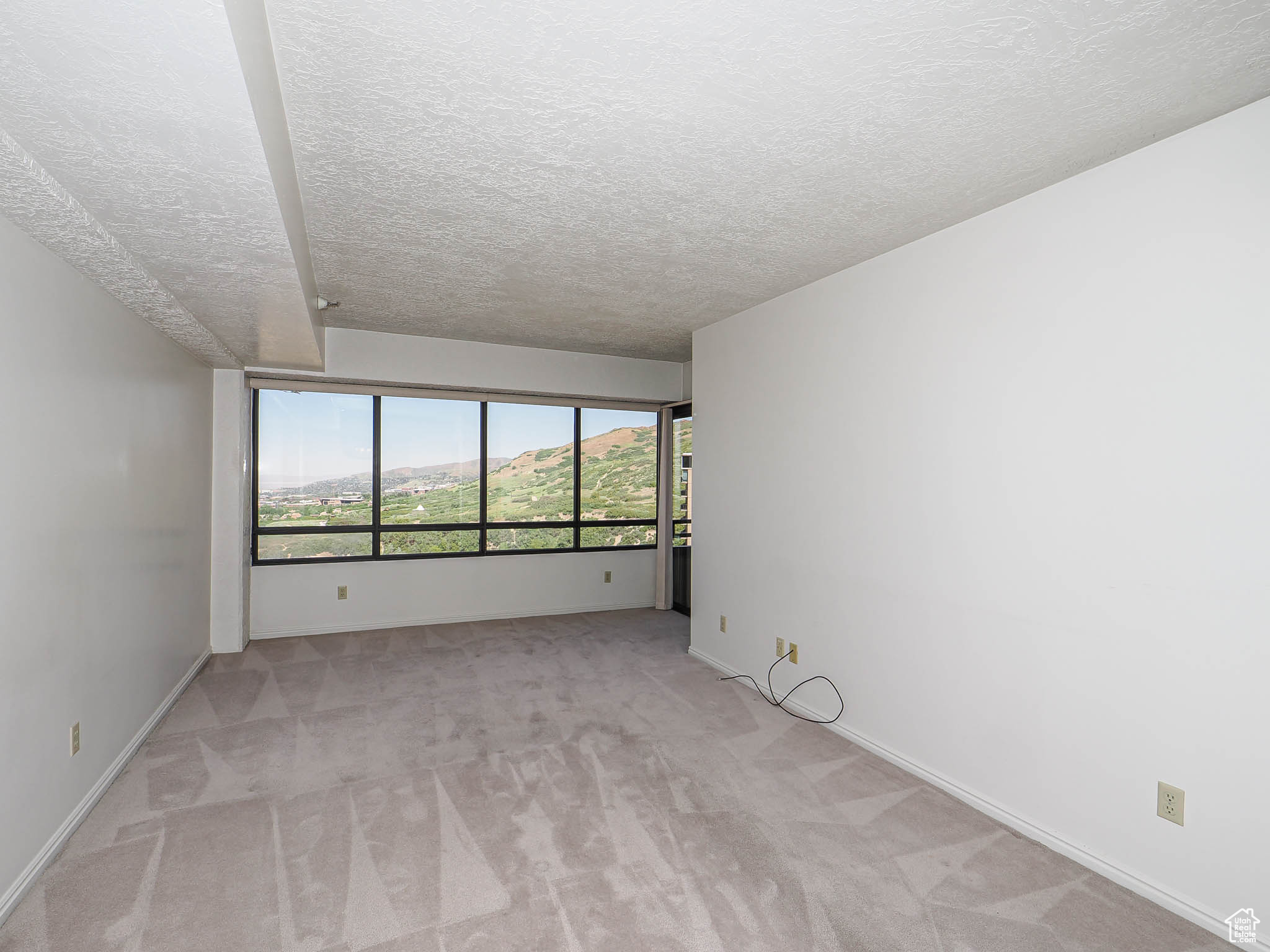 Salt Lake City, Utah, 84108, United States, 2 Bedrooms Bedrooms, ,1 BathroomBathrooms,Residential,For Sale,1805689