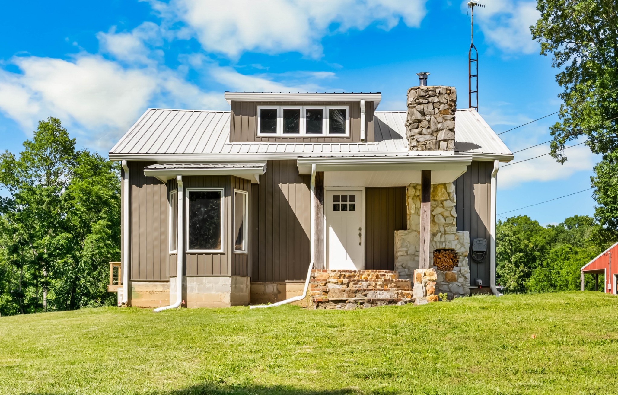 Dover, Tennessee, 37058, United States, 2 Bedrooms Bedrooms, ,2 BathroomsBathrooms,Residential,For Sale,2007547