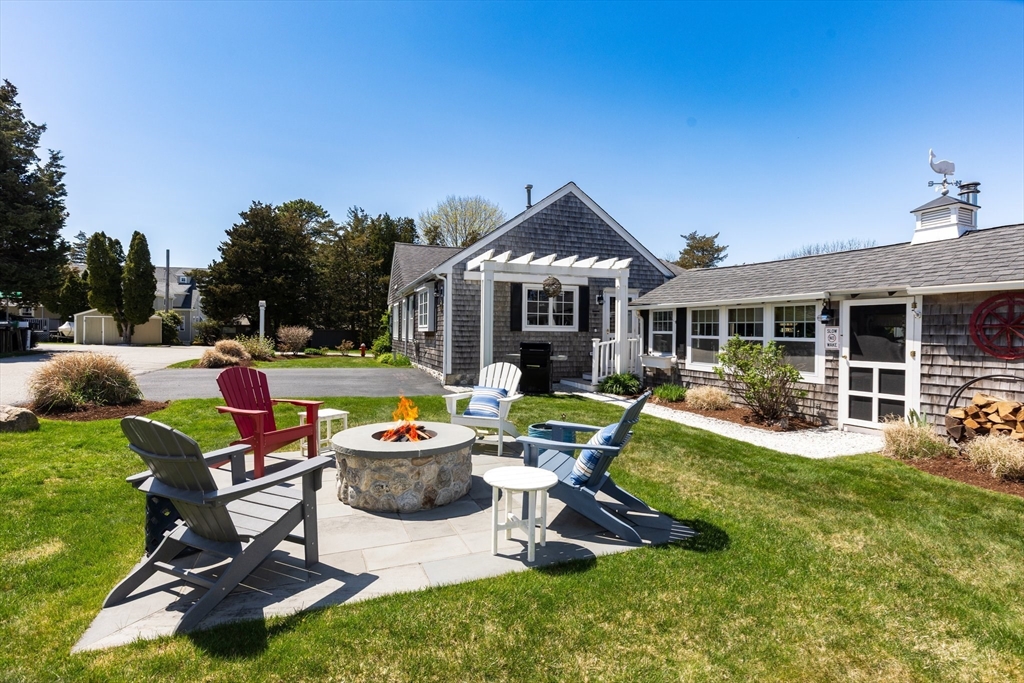 Bourne, Massachusetts, 02559, United States, 2 Bedrooms Bedrooms, ,2 BathroomsBathrooms,Residential,For Sale,1921886