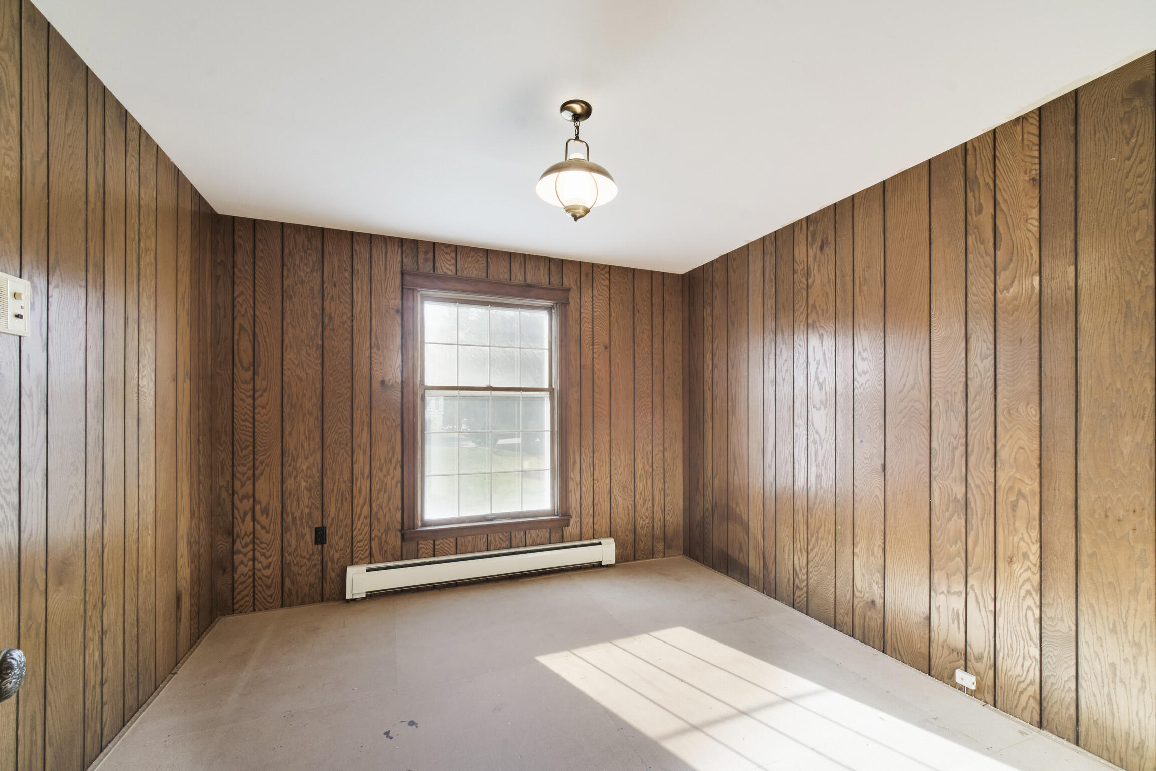 Manistee, Michigan, 49660, United States, 4 Bedrooms Bedrooms, ,3 BathroomsBathrooms,Residential,For Sale,1975705