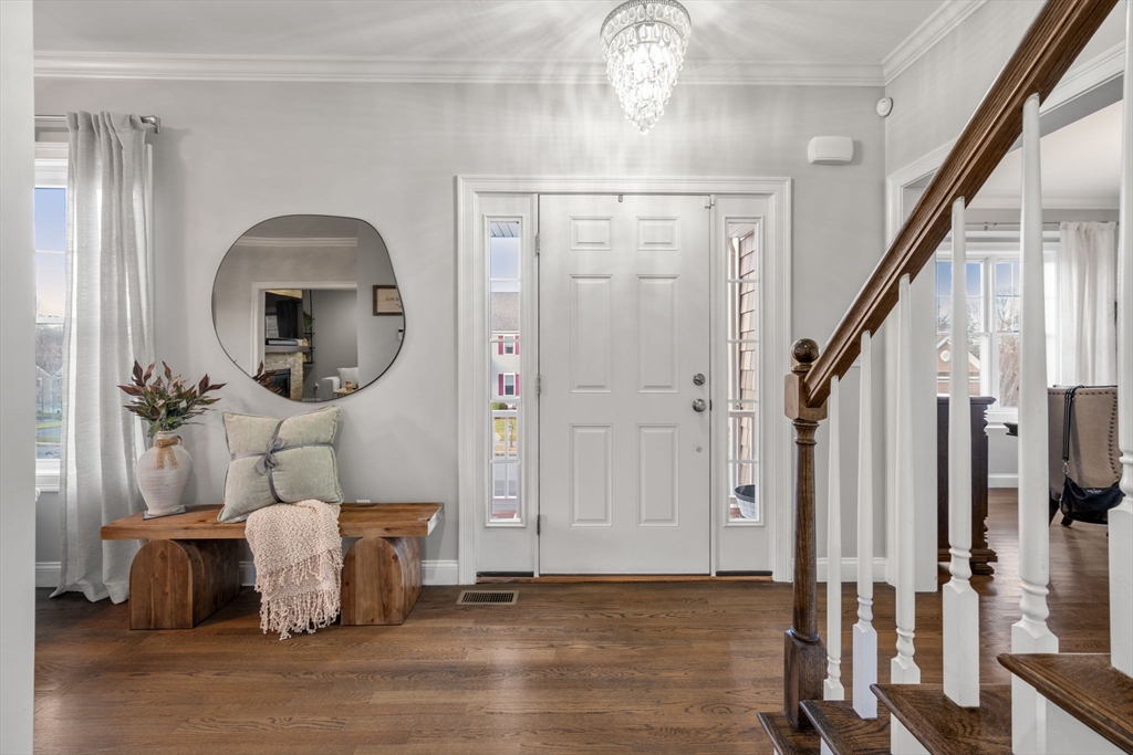 Salem, Massachusetts, 01970, United States, 4 Bedrooms Bedrooms, ,3 BathroomsBathrooms,Residential,For Sale,2002107