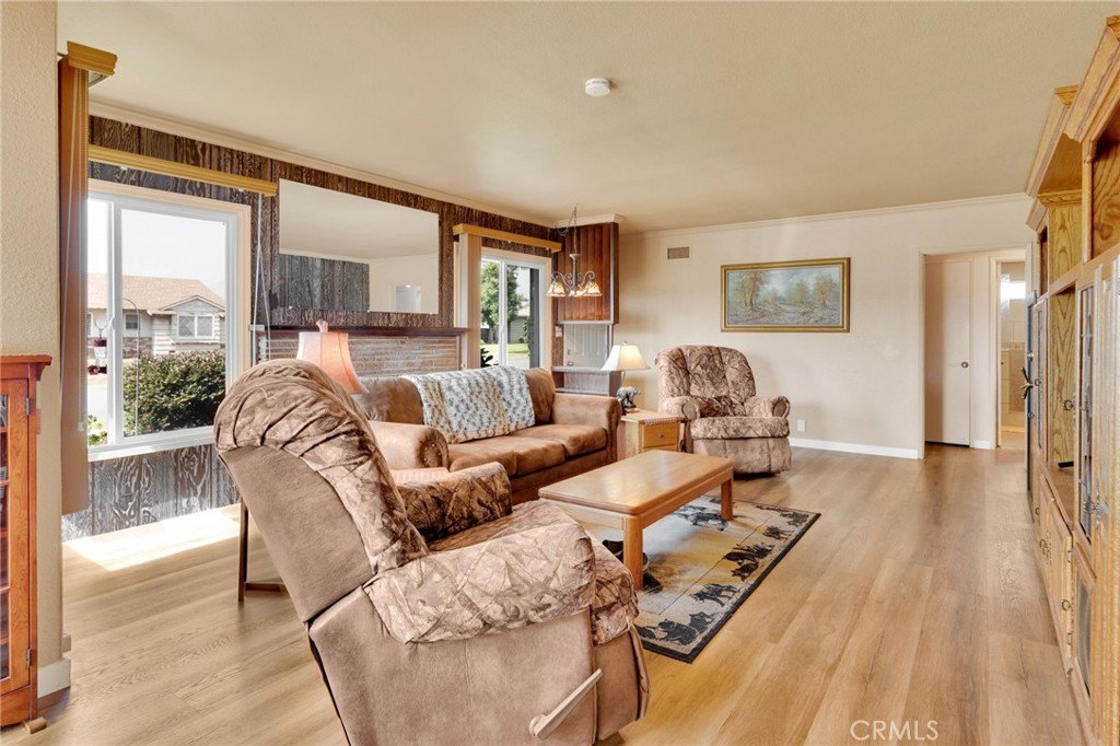 Covina, California, 91722, United States, 3 Bedrooms Bedrooms, ,2 BathroomsBathrooms,Residential,For Sale,1915523