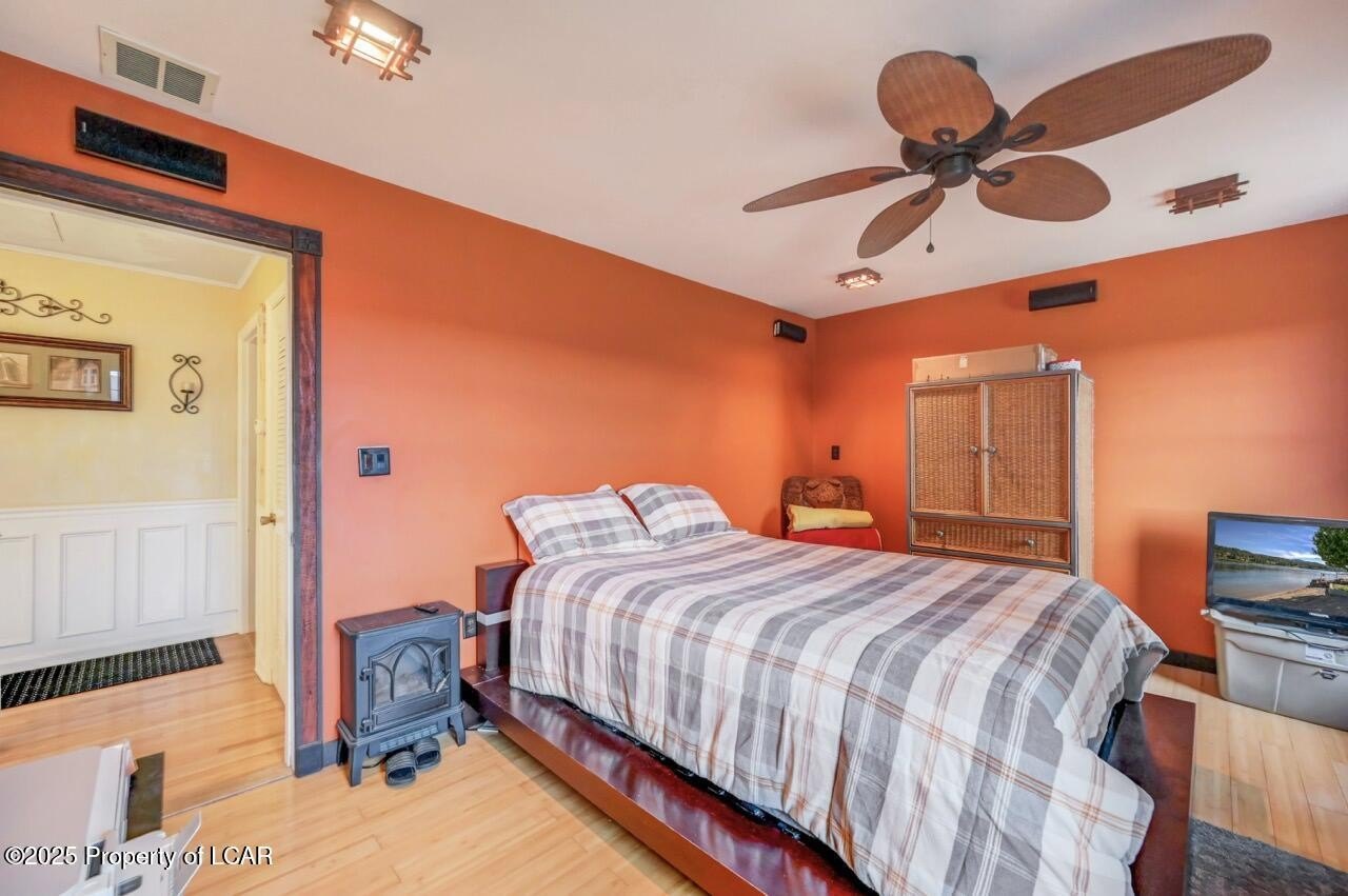 Sugarloaf, Pennsylvania, 18249, United States, 4 Bedrooms Bedrooms, ,3 BathroomsBathrooms,Residential,For Sale,1996756