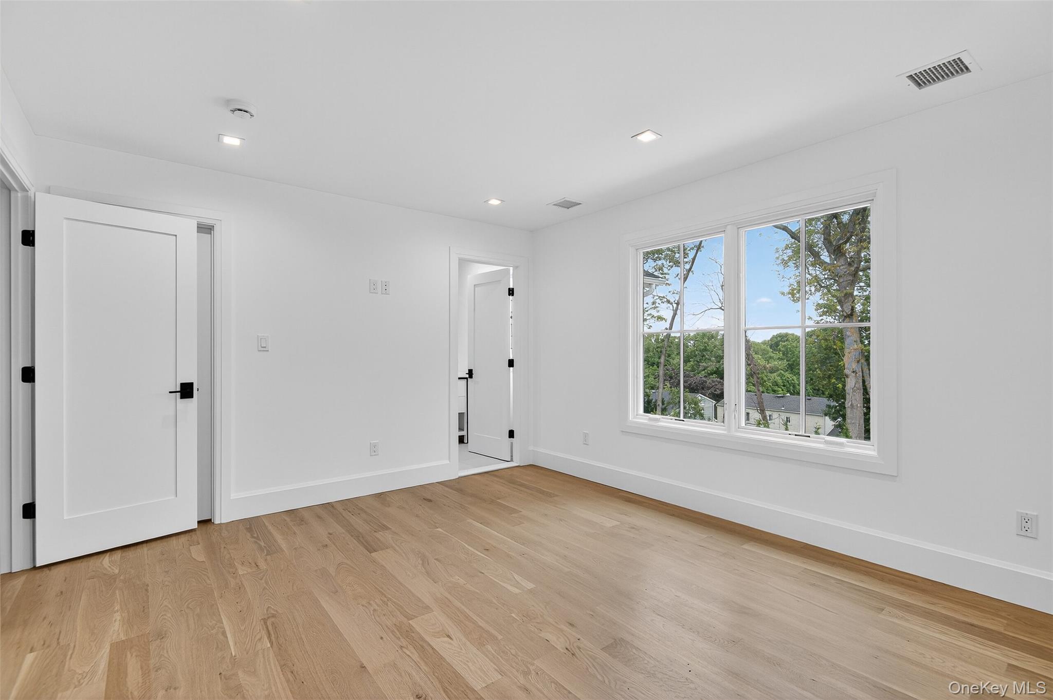  32 Pine Road, Syosset, NY, 11791 - 物件實景