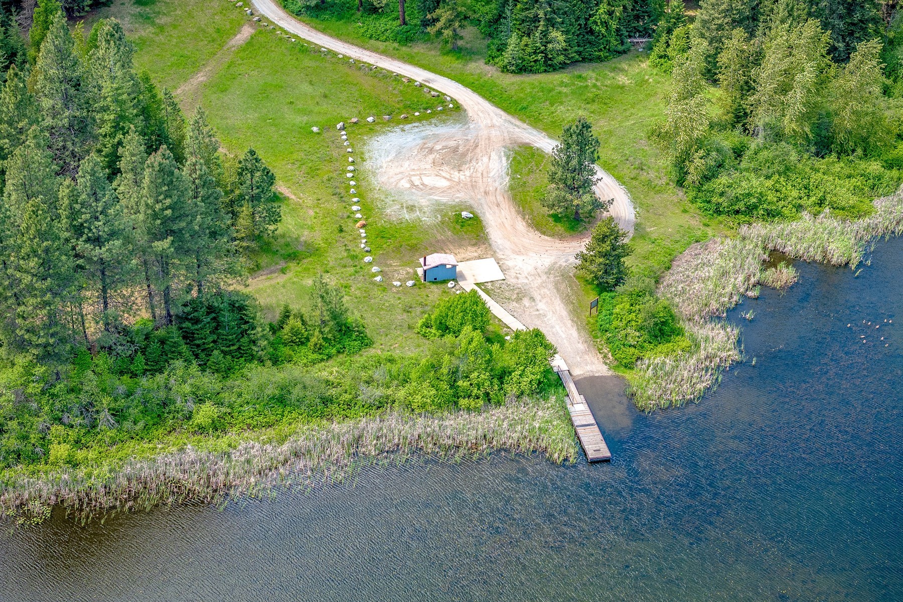  Lake Retreat on Private Acreage - 物件實景