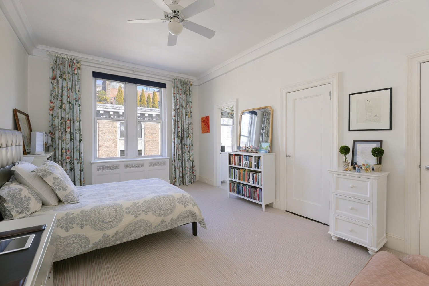 New York City, New York, 10128, United States, 5 Bedrooms Bedrooms, ,6 BathroomsBathrooms,Residential,For Sale,1942107