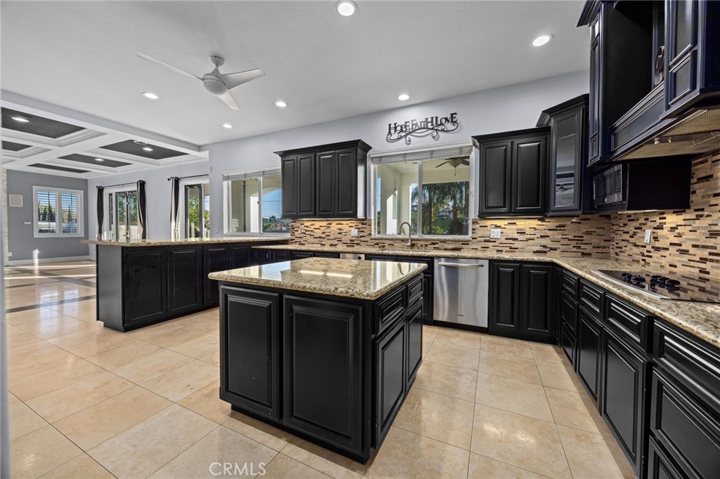 Canyon Lake, California, 92587, United States, 5 Bedrooms Bedrooms, ,4 BathroomsBathrooms,Residential,For Sale,2024689