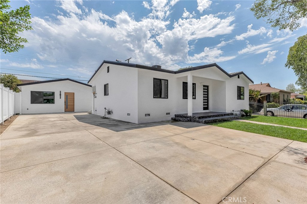 Arleta, California, 91331, United States, 6 Bedrooms Bedrooms, ,4 BathroomsBathrooms,Residential,For Sale,1941293
