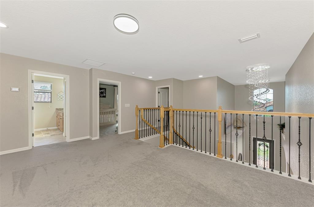 Venice, Florida, 34293, United States, 5 Bedrooms Bedrooms, ,3 BathroomsBathrooms,Residential,For Sale,1705065