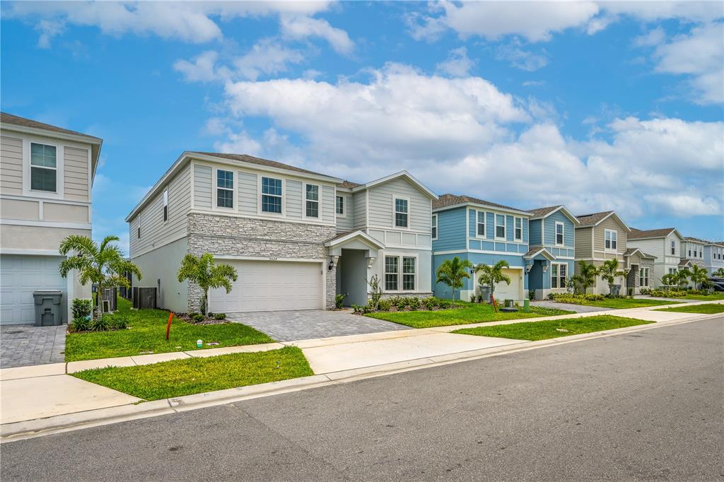 Davenport, Florida, 33897, United States, 9 Bedrooms Bedrooms, ,8 BathroomsBathrooms,Residential,For Sale,1964682