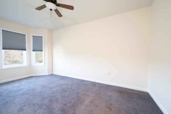 Weymouth, Massachusetts, 02190, United States, 2 Bedrooms Bedrooms, ,2 BathroomsBathrooms,Residential,For Sale,1978369