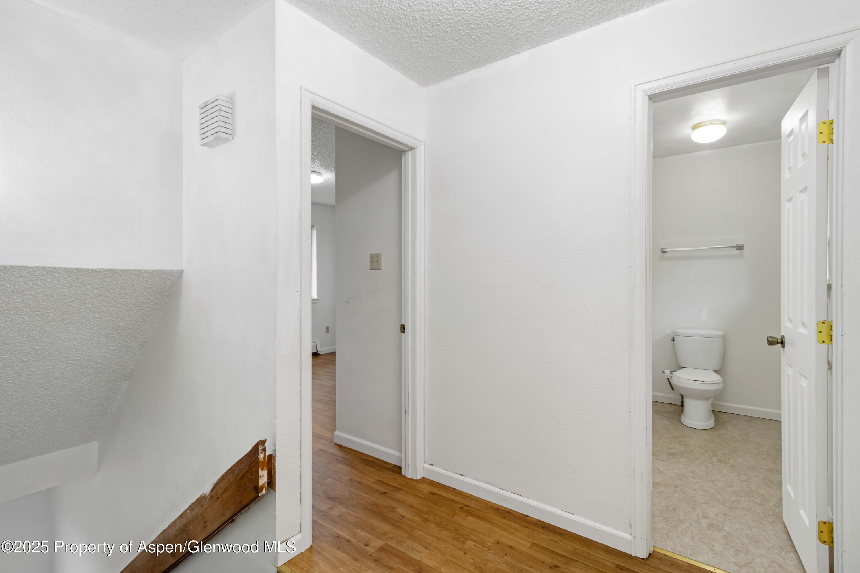 Glenwood Springs, Colorado, 81601, United States, 3 Bedrooms Bedrooms, ,3 BathroomsBathrooms,Residential,For Sale,1941964