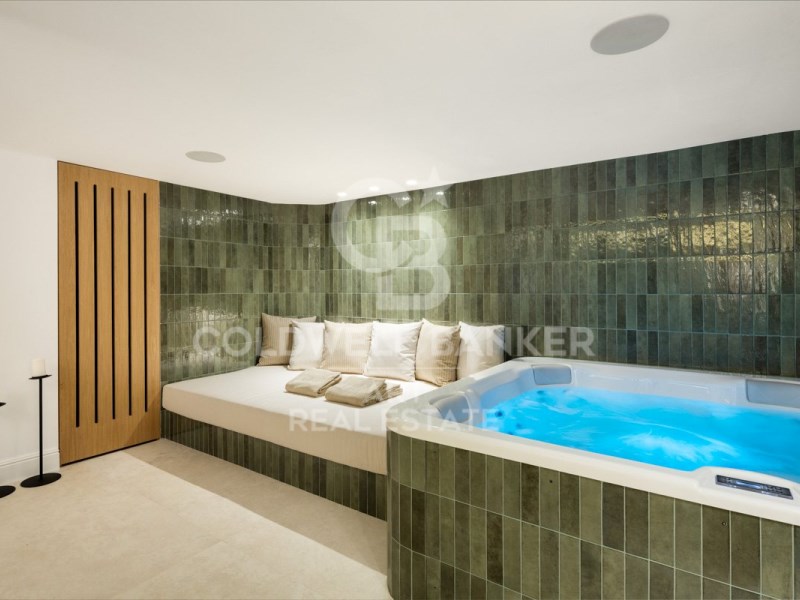 Marbella, Andalusia, ES, 5 Bedrooms Bedrooms, ,6 BathroomsBathrooms,Residential,For Sale,1794522