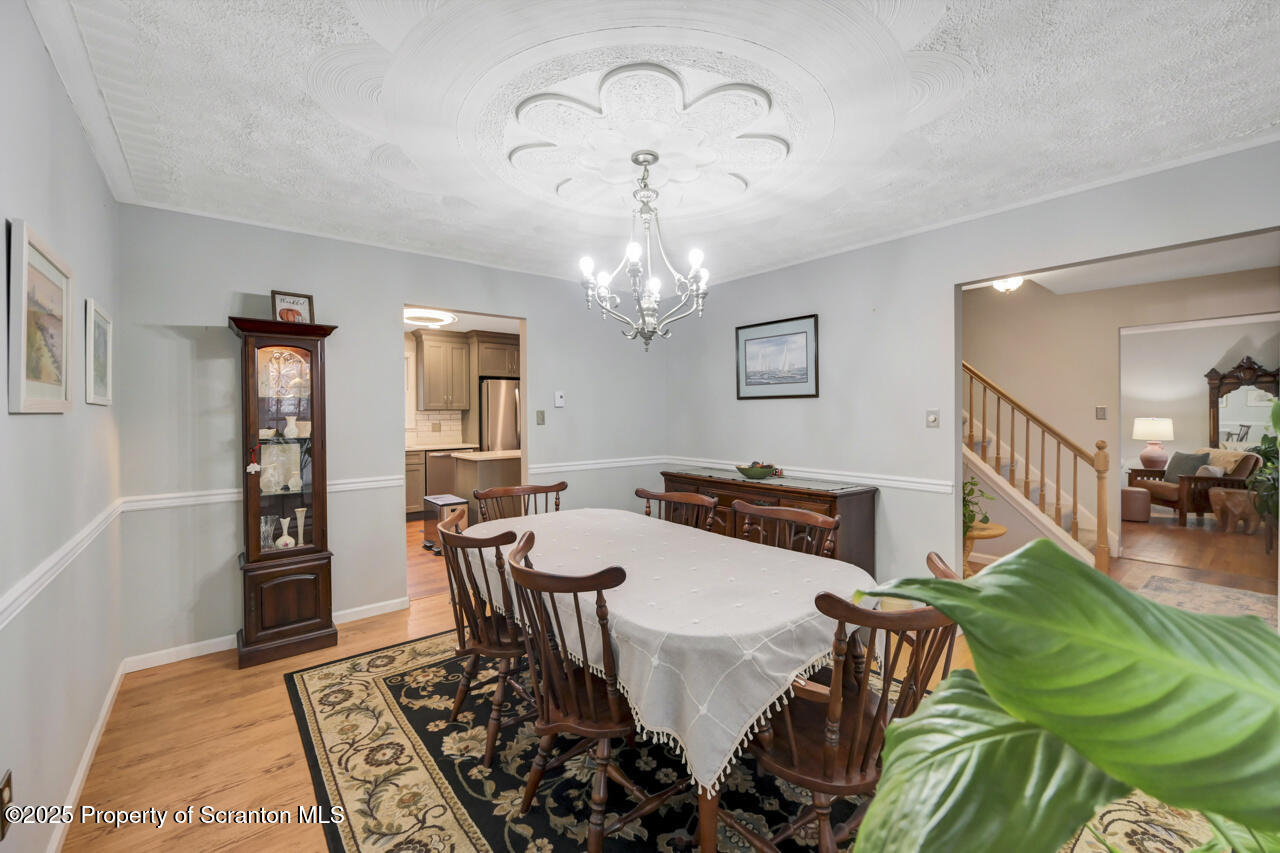 Moscow, Pennsylvania, 18444, United States, 4 Bedrooms Bedrooms, ,3 BathroomsBathrooms,Residential,For Sale,1999733