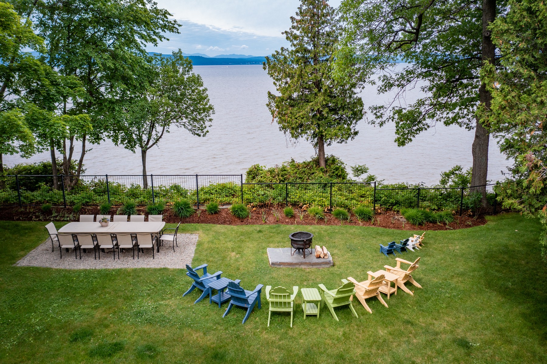  1333 Colchester Point Road - 物件實景