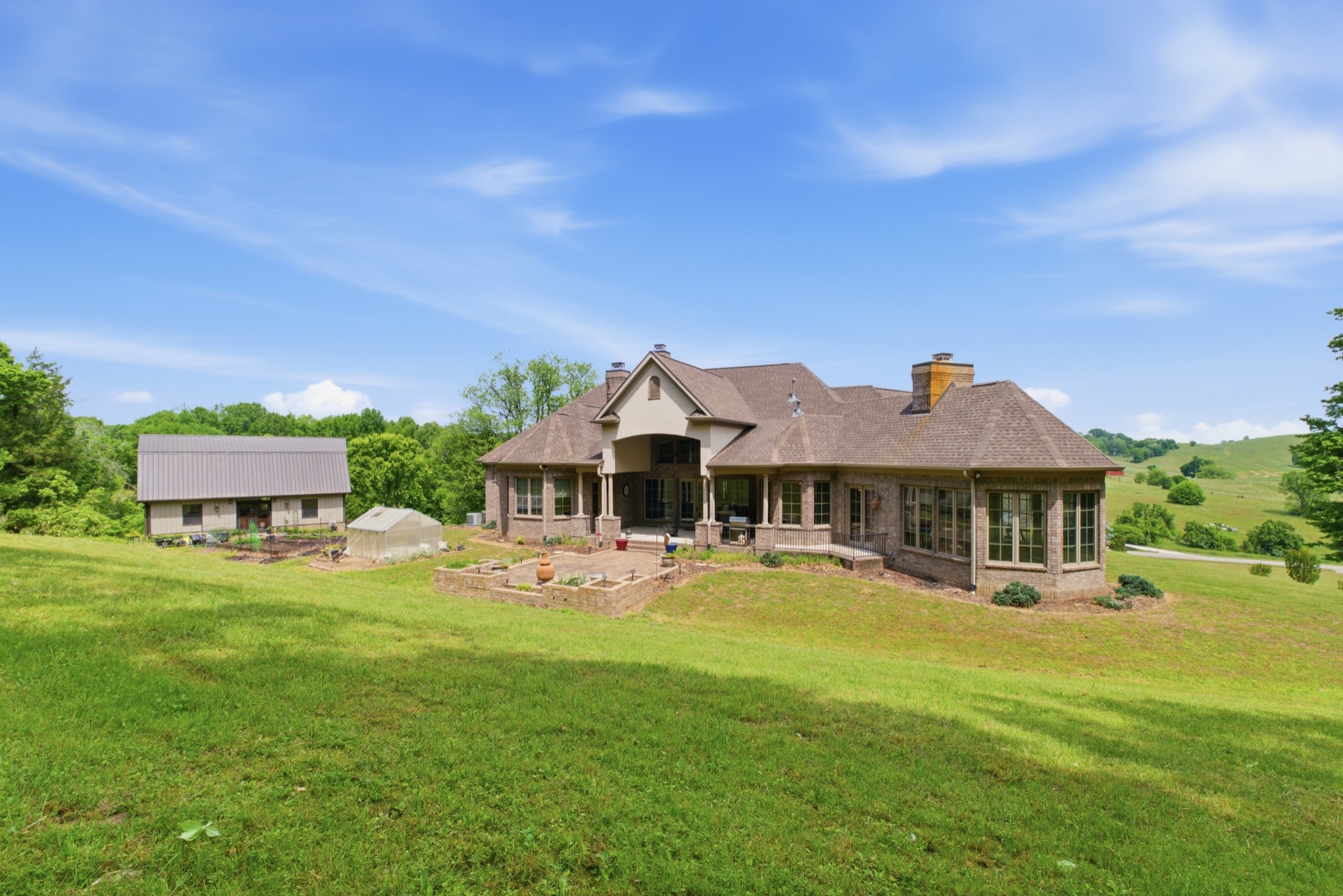  2160 Darks Mill Rd, Columbia, TN, 38401 - 物件實景